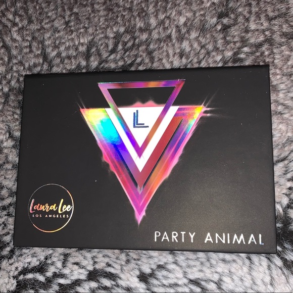 PARTY ANIMAL PRESSED PIGMENT PALETTE - Picture 5 of 6